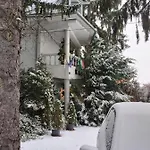 Feher Hinto Гостевой дом Мишкольц