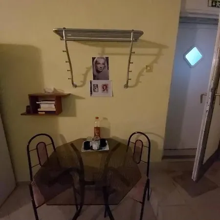 Fehér Hintó Affittacamere