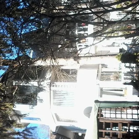 Feher Hinto Πανσιόν 3*