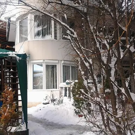 Fehér Hintó Affittacamere *