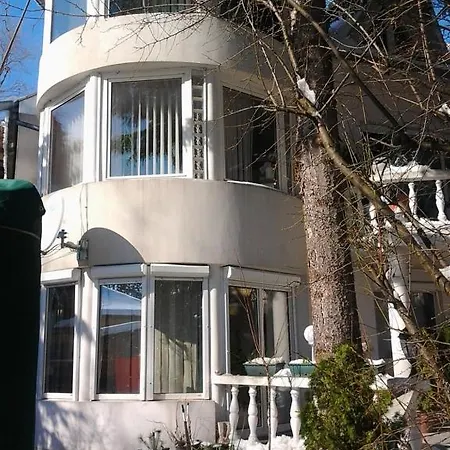 Fehér Hintó * Miskolc